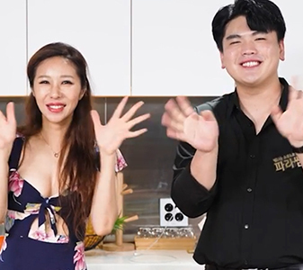<p><span> 자체 네이버 라이브 운영</span> <strong>실전 방송 기회 제공</strong>직접 소싱 및 기획한 우수 상품으로 현장감 높은 교육을 지원합니다.</p>